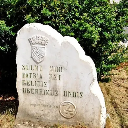 住宿加早餐酒店 Armonia 苏尔莫纳